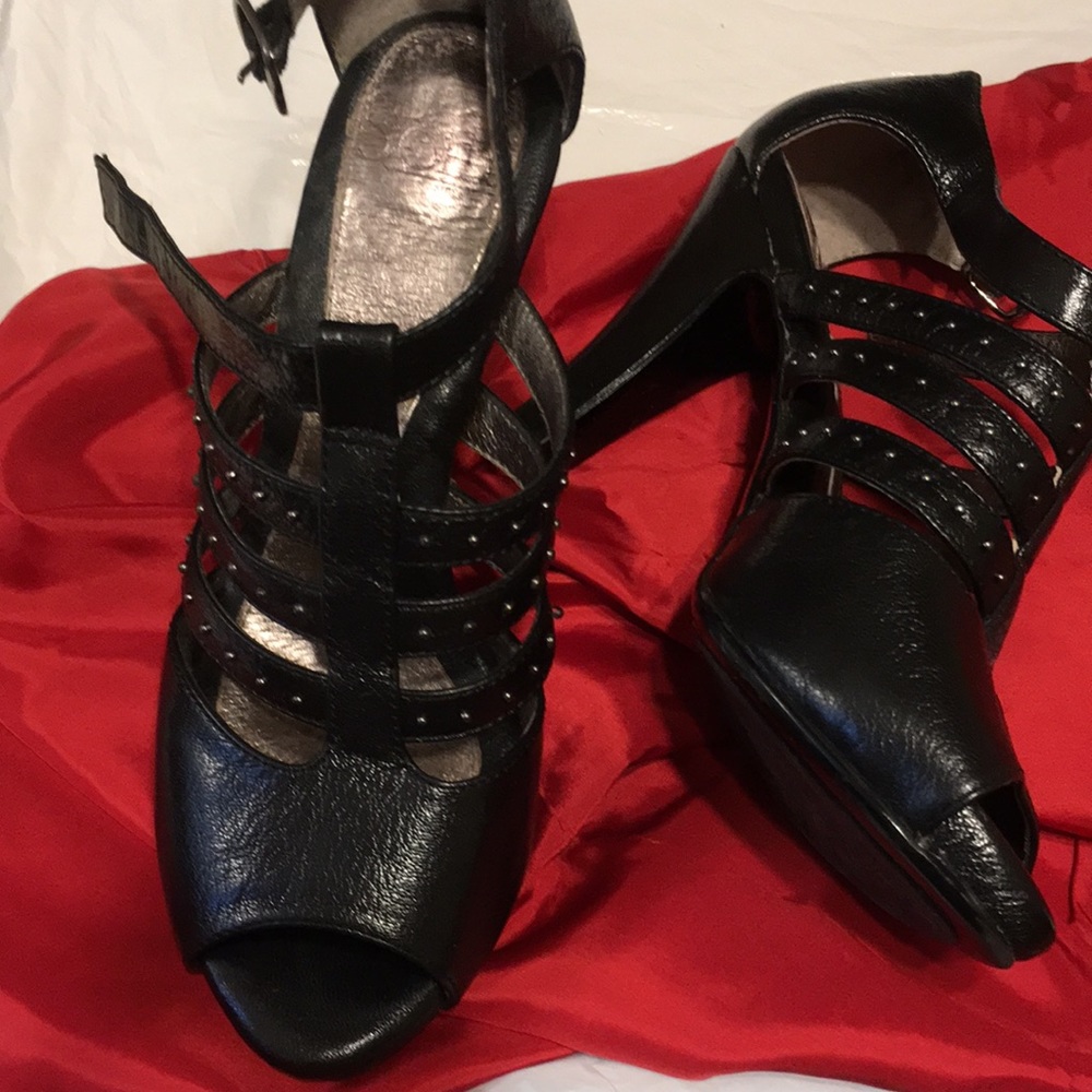 Shoes 6M
